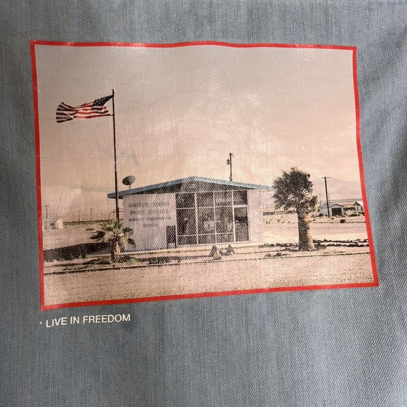 Zadig & Voltaire "Live in Freedom" Photo Print Post Office Jean Snap Front Shirt - Picture 2 of 6